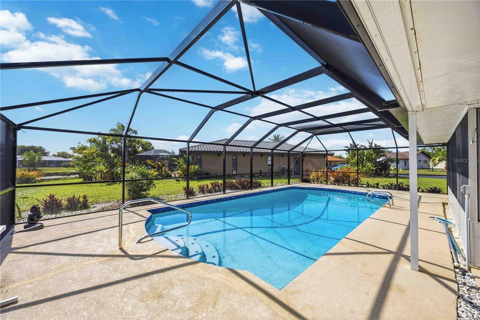 VENICE GARDENS - Residential