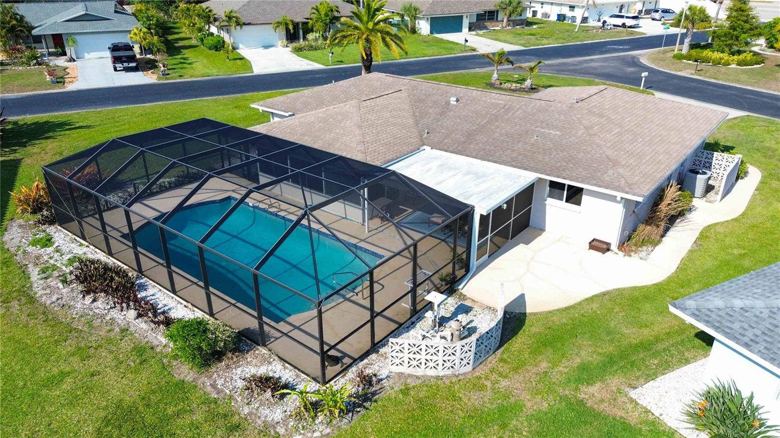 VENICE GARDENS - Residential