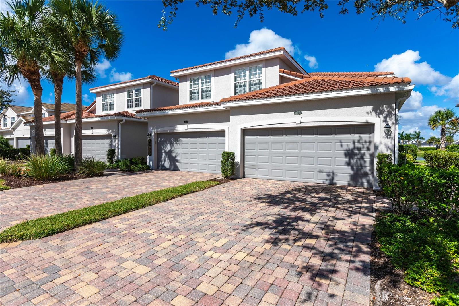 14009 BLACK BEAUTY DRIVE 212
