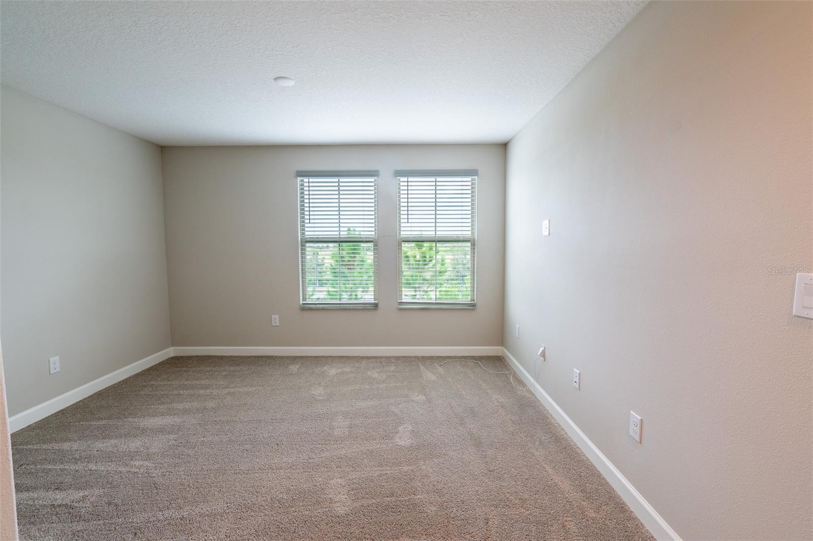 FOREST BROOKE ACTIVE ADULT PH - Residential Lease