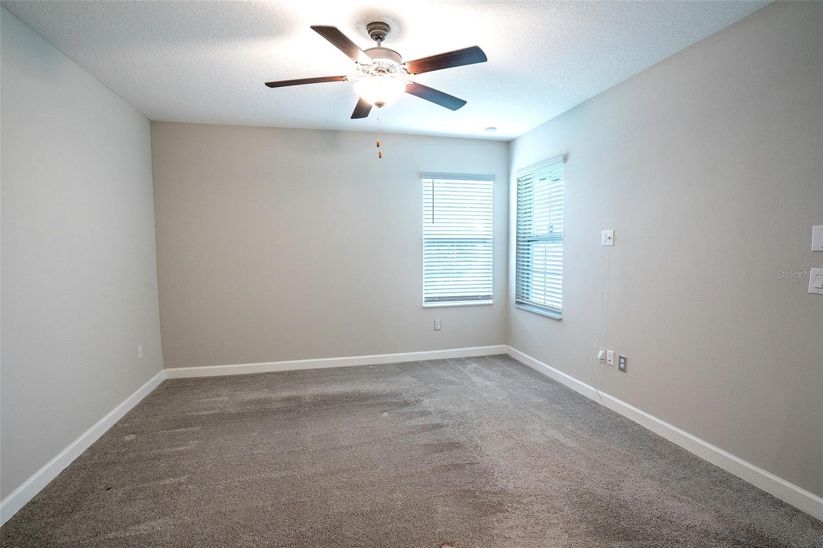 FOREST BROOKE ACTIVE ADULT PH - Residential Lease