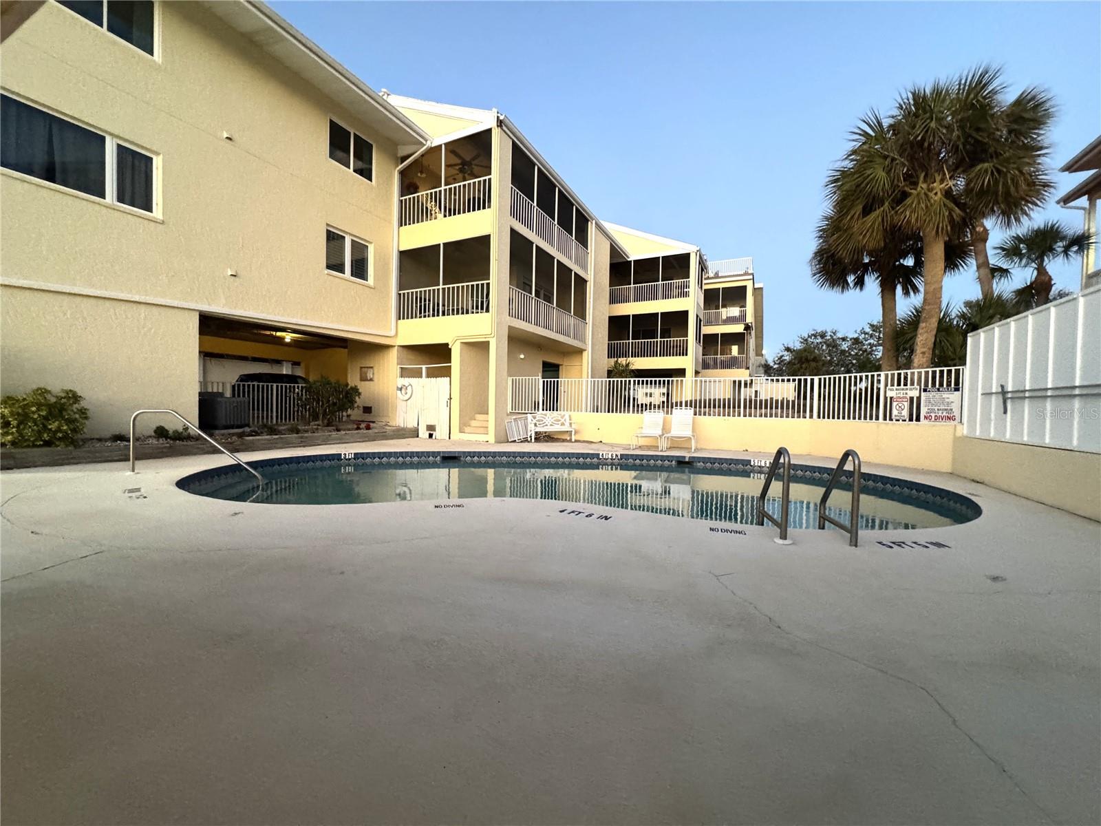 NOKOMIS BAYSHORE CLUB - Residential