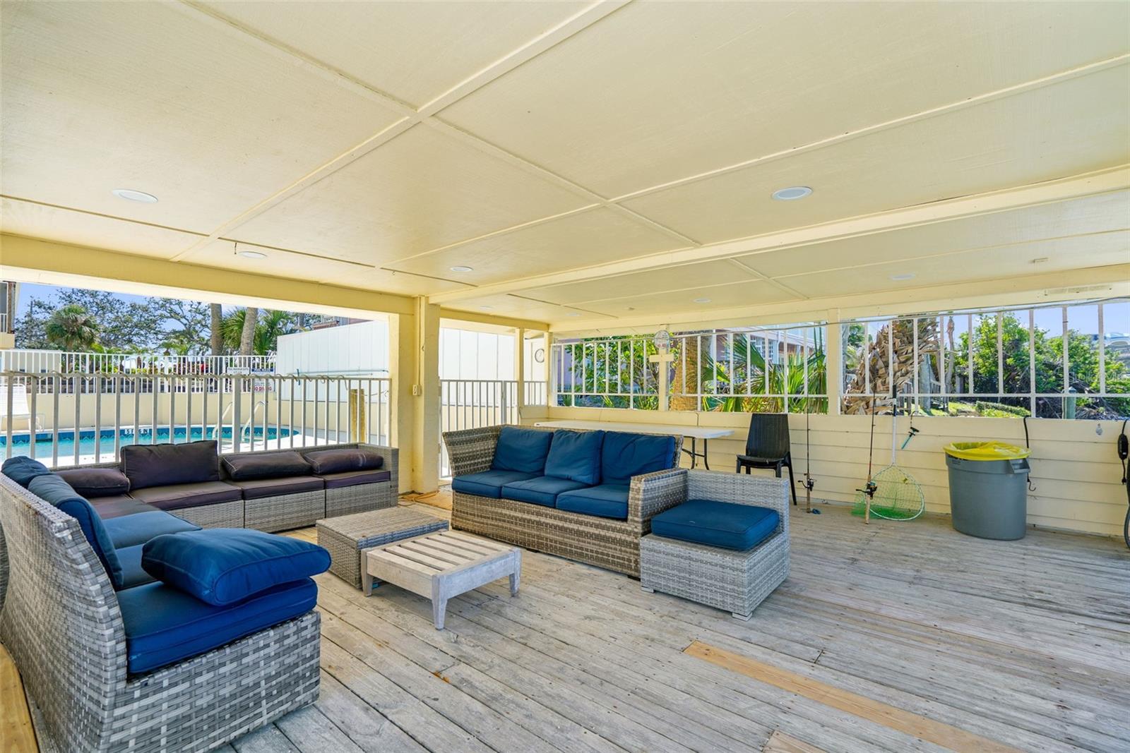 NOKOMIS BAYSHORE CLUB - Residential