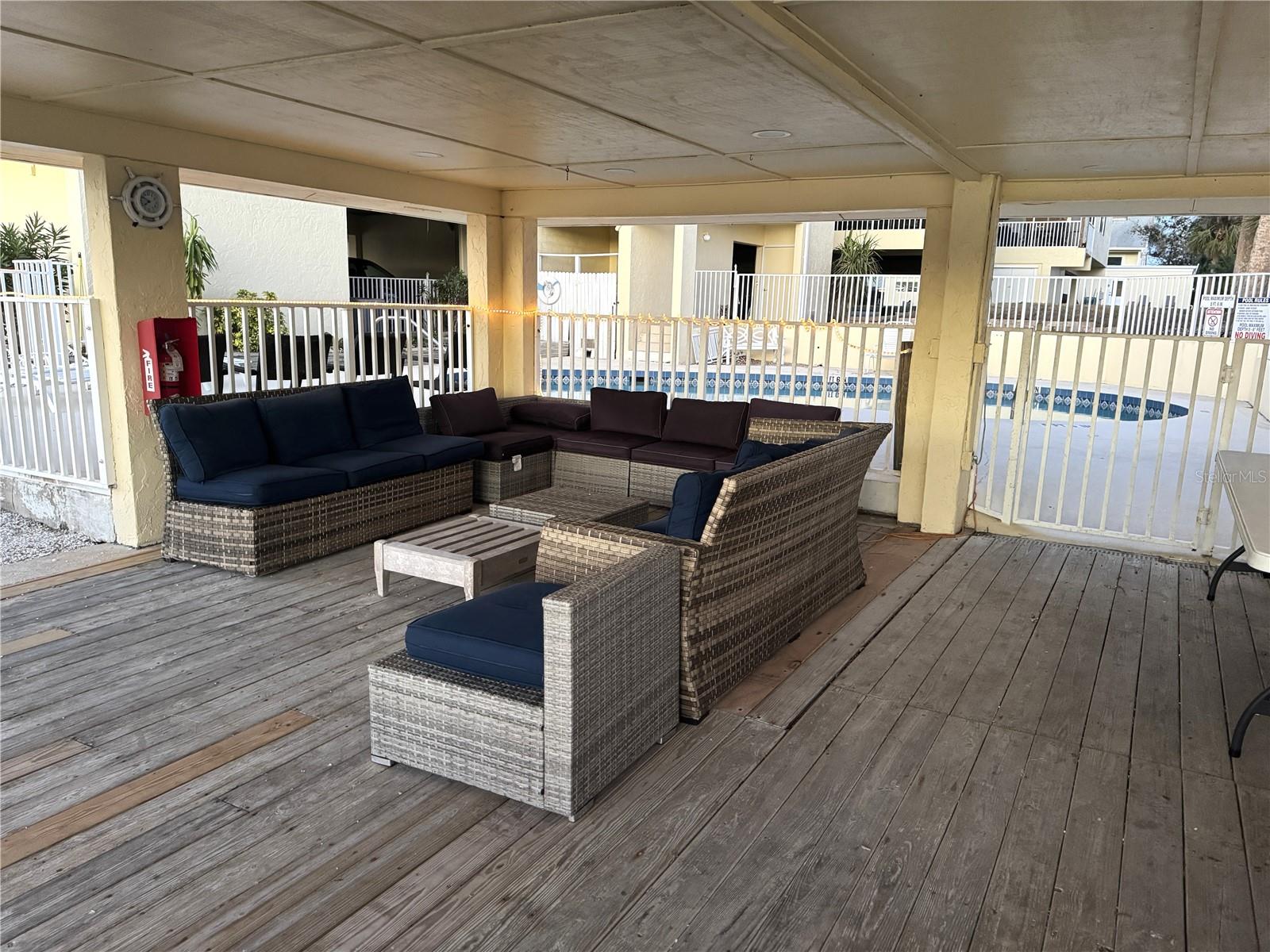 NOKOMIS BAYSHORE CLUB - Residential