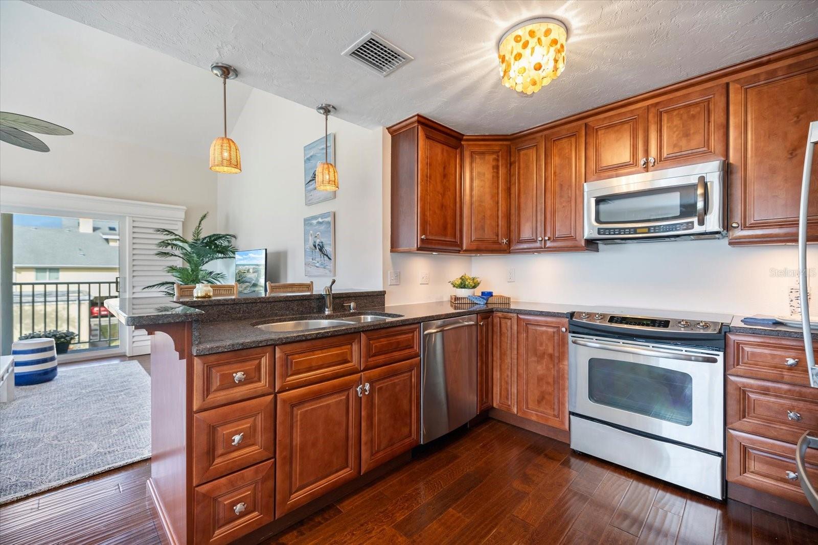 NOKOMIS BAYSHORE CLUB - Residential