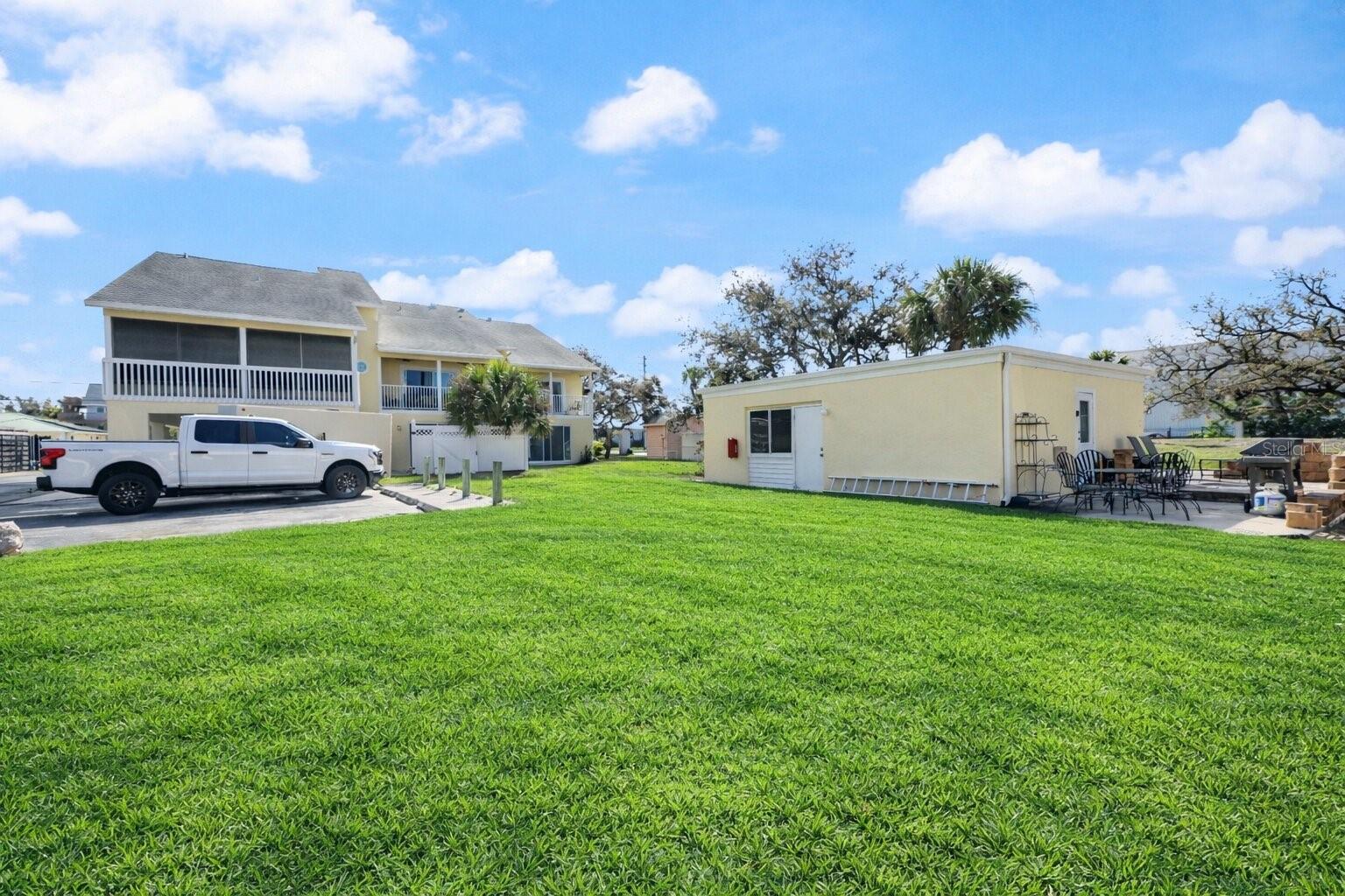 NOKOMIS BAYSHORE CLUB - Residential