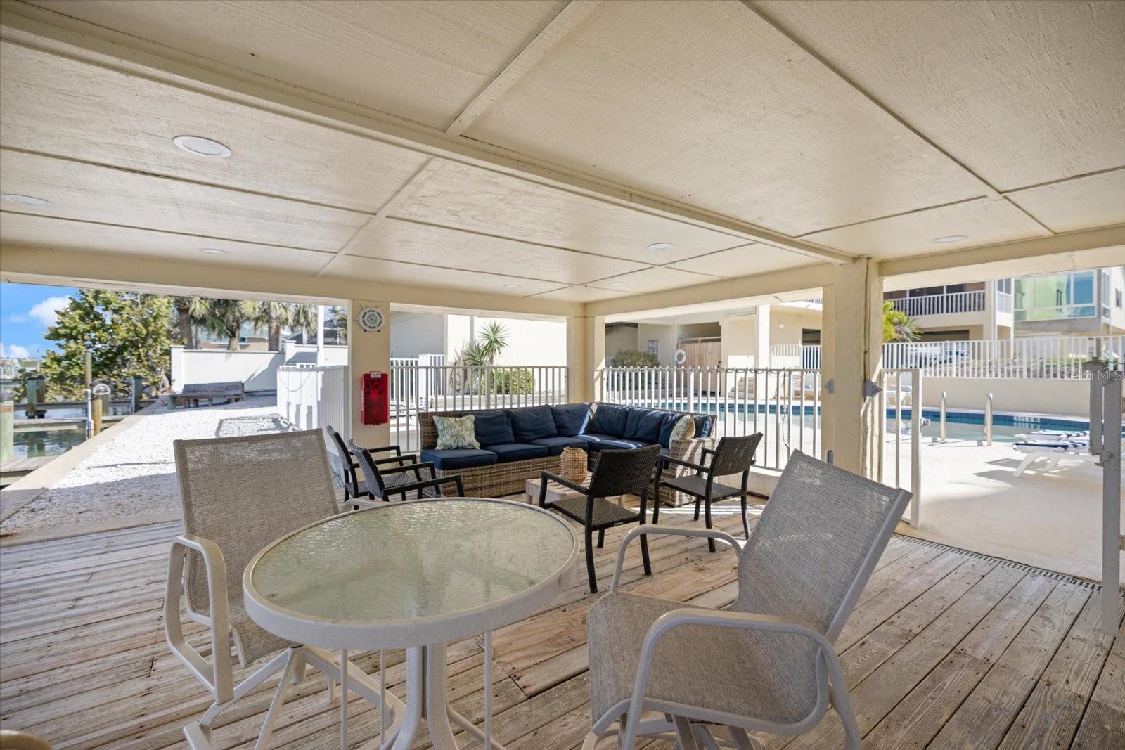 NOKOMIS BAYSHORE CLUB - Residential