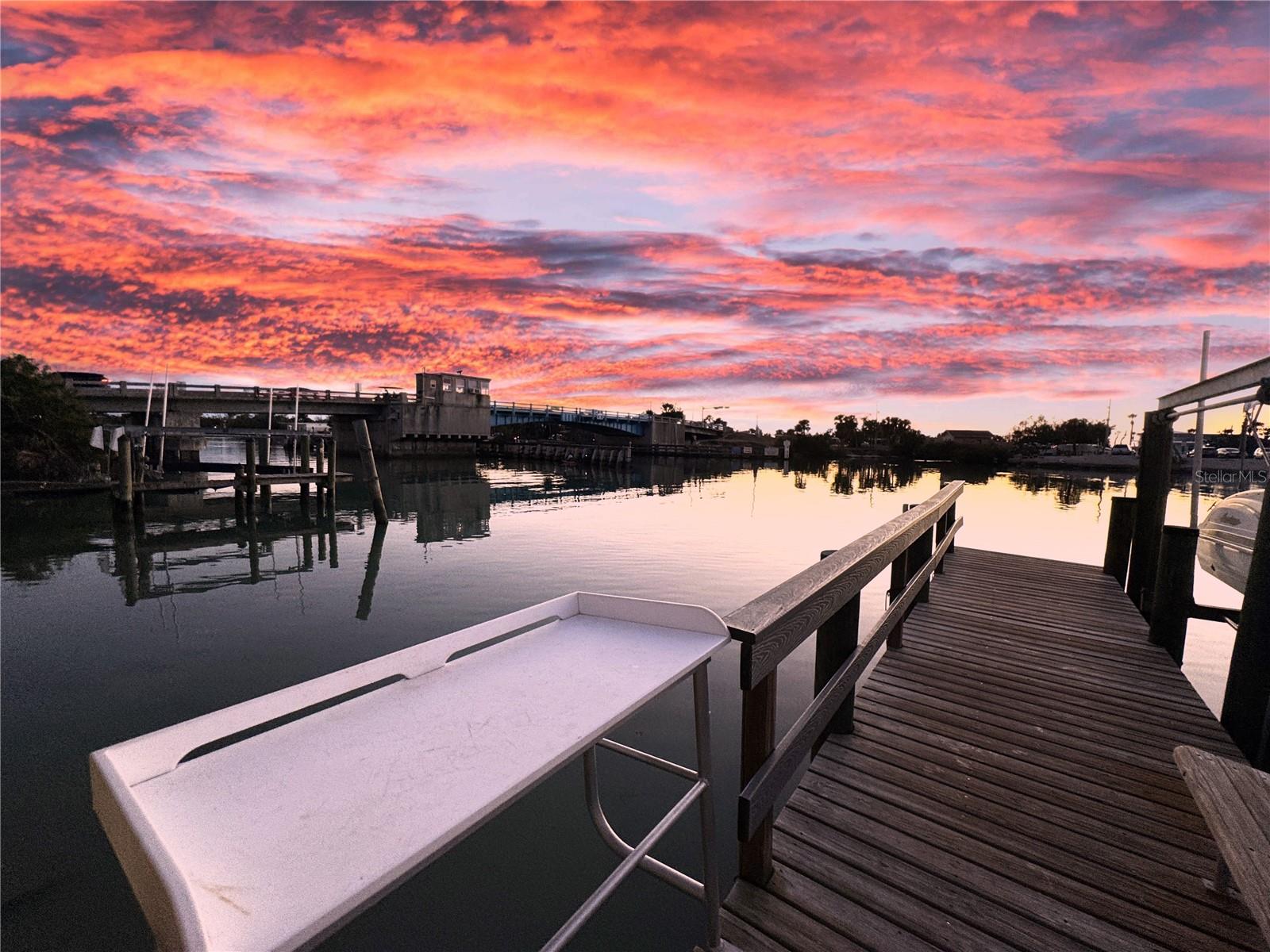 NOKOMIS BAYSHORE CLUB - Residential