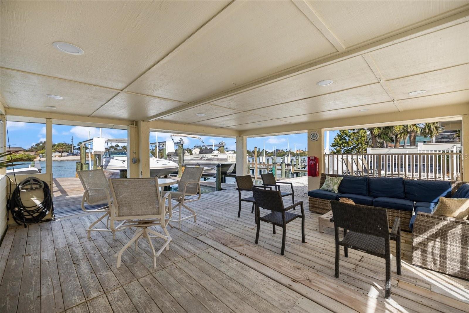 NOKOMIS BAYSHORE CLUB - Residential