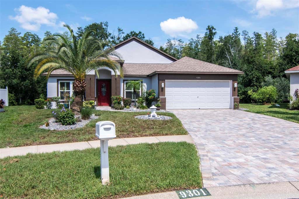 Photo of 9301 Brookhurst Court, Tampa, FL 33647 (MLS # TB8532270)