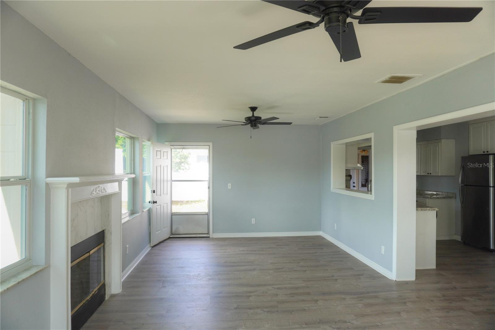 SHERATON SHORES - Residential Lease