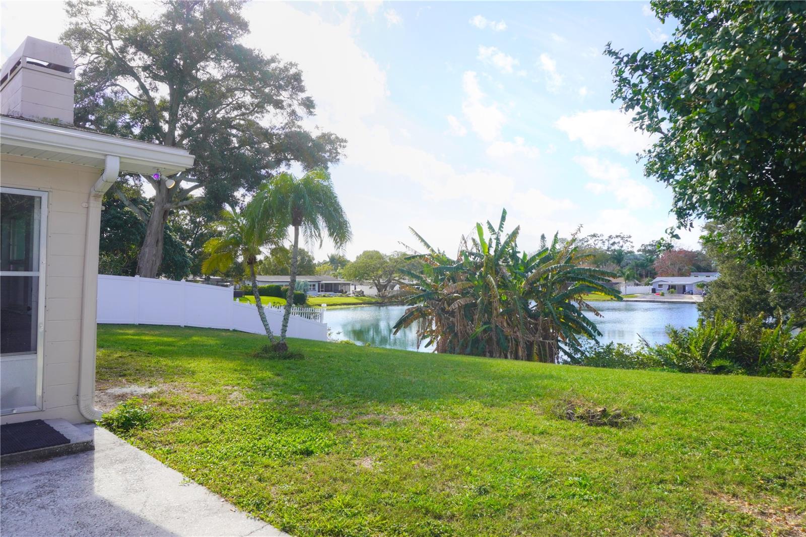 SHERATON SHORES - Residential Lease