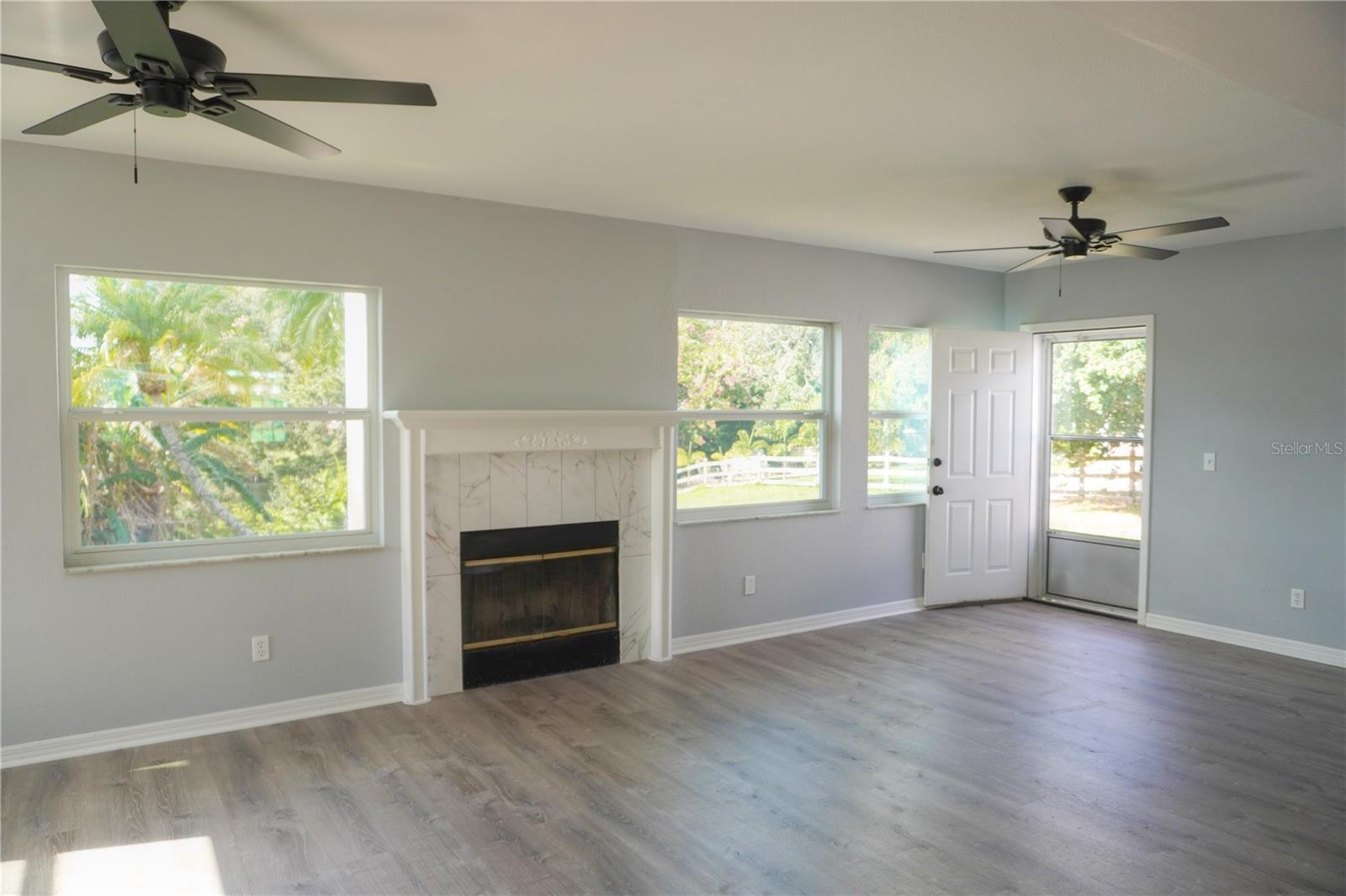 SHERATON SHORES - Residential Lease