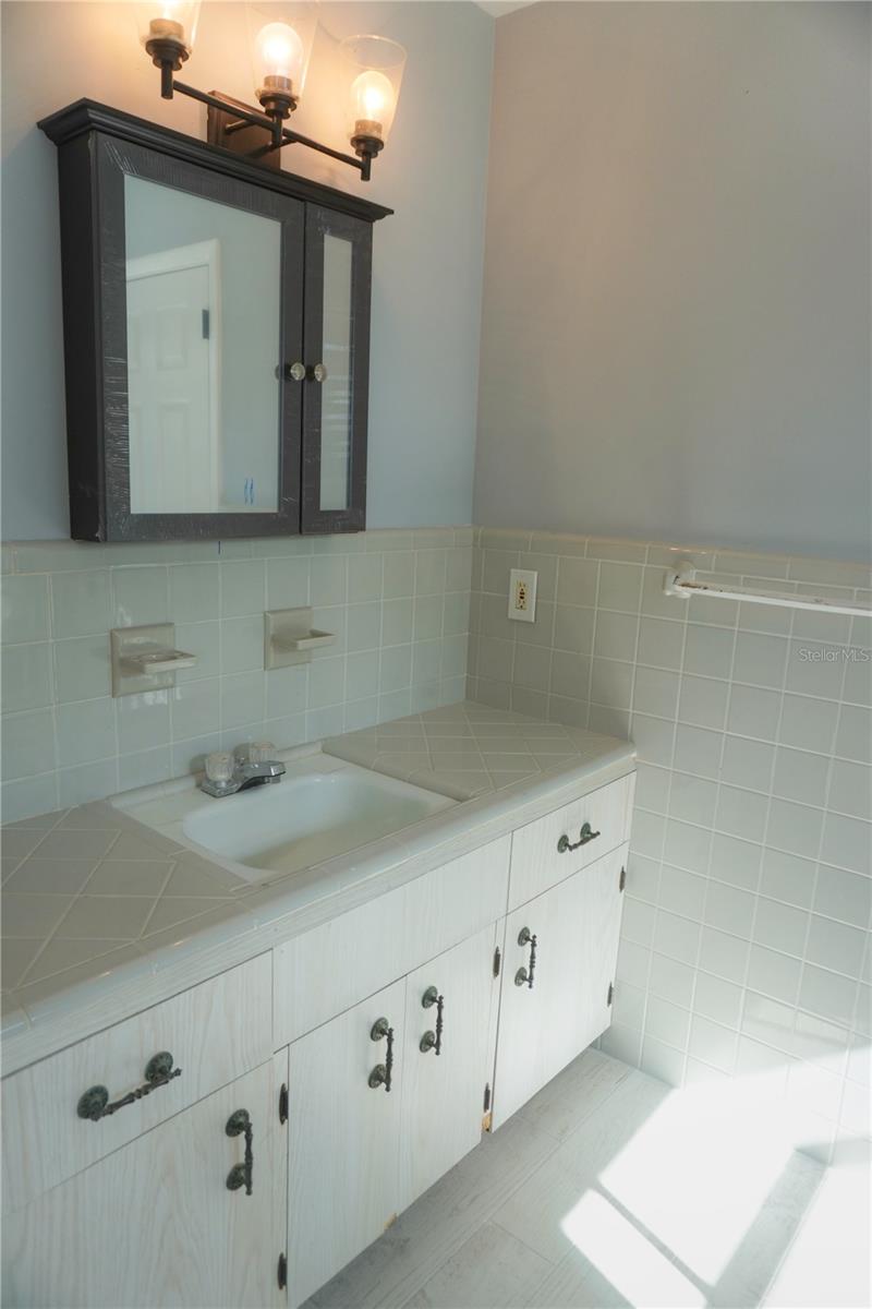 SHERATON SHORES - Residential Lease