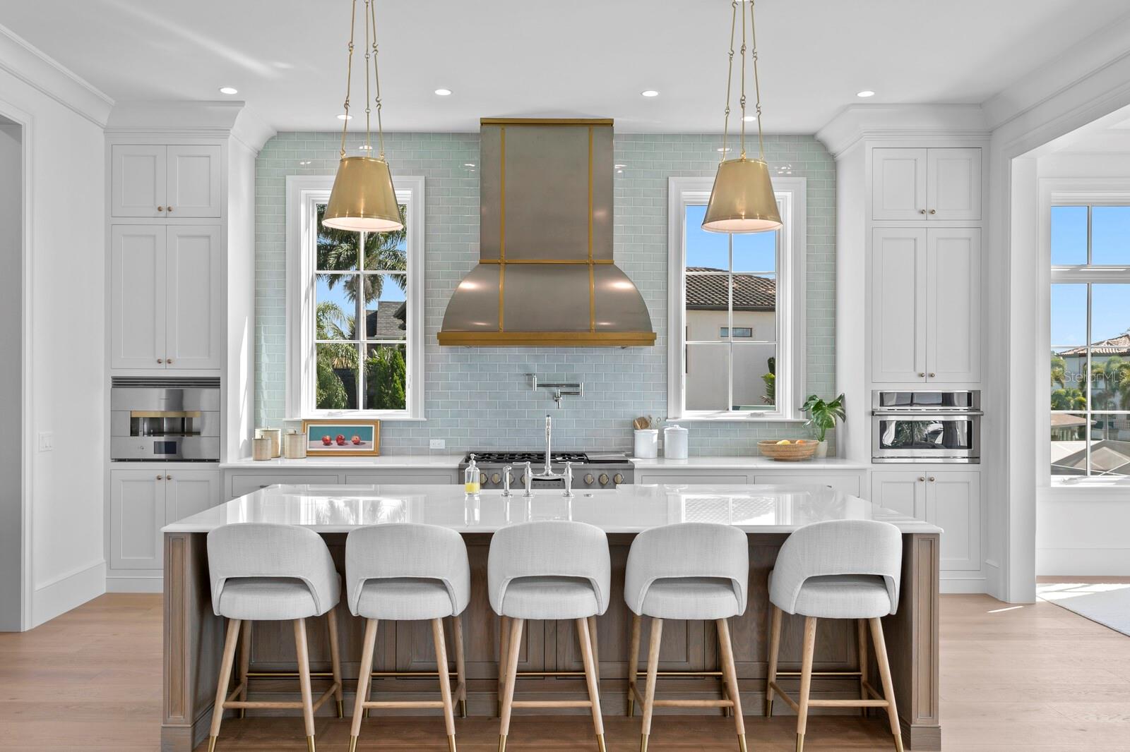 BAYSHORE ESTATES 4 - Residential