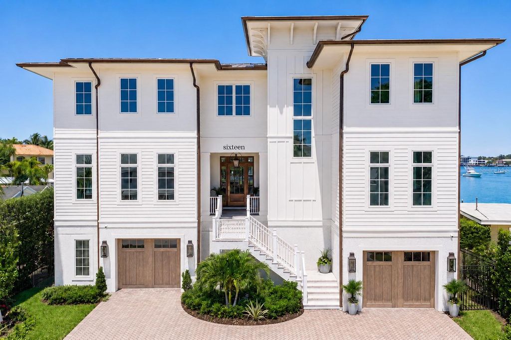Photo of 16 Sandpiper Road, Tampa, FL 33609 (MLS # TB8510549)