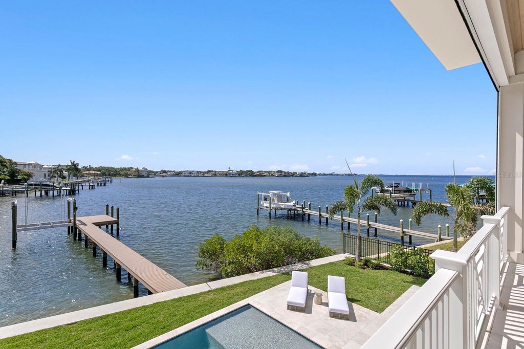 Photo of 16 Sandpiper Road, Tampa, FL 33609 (MLS # TB8510549)