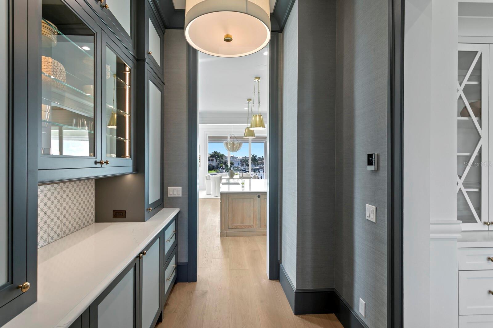 BAYSHORE ESTATES 4 - Residential