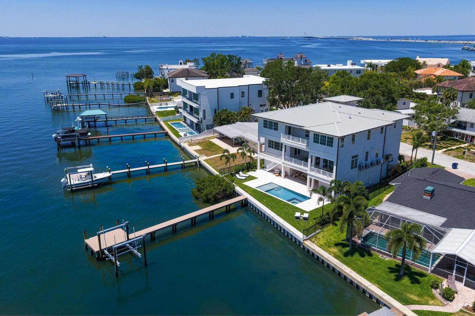 BAYSHORE ESTATES 4 - Residential