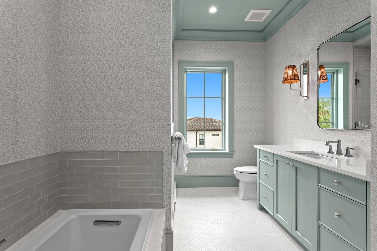 BAYSHORE ESTATES 4 - Residential