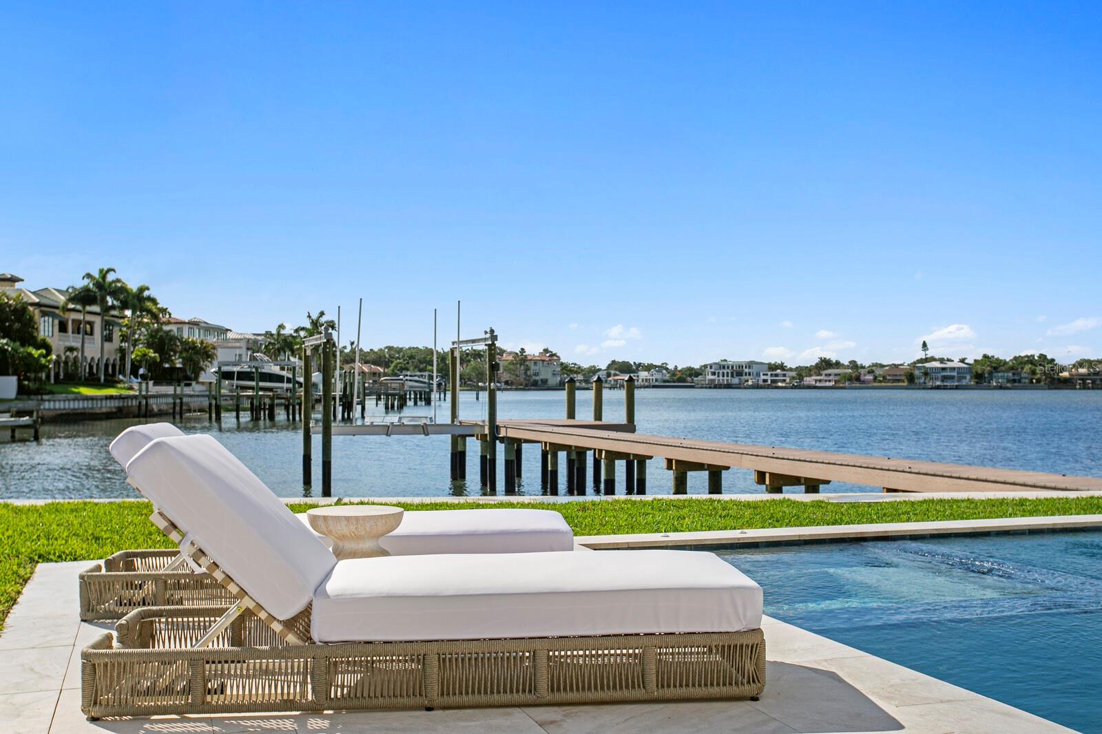 BAYSHORE ESTATES 4 - Residential