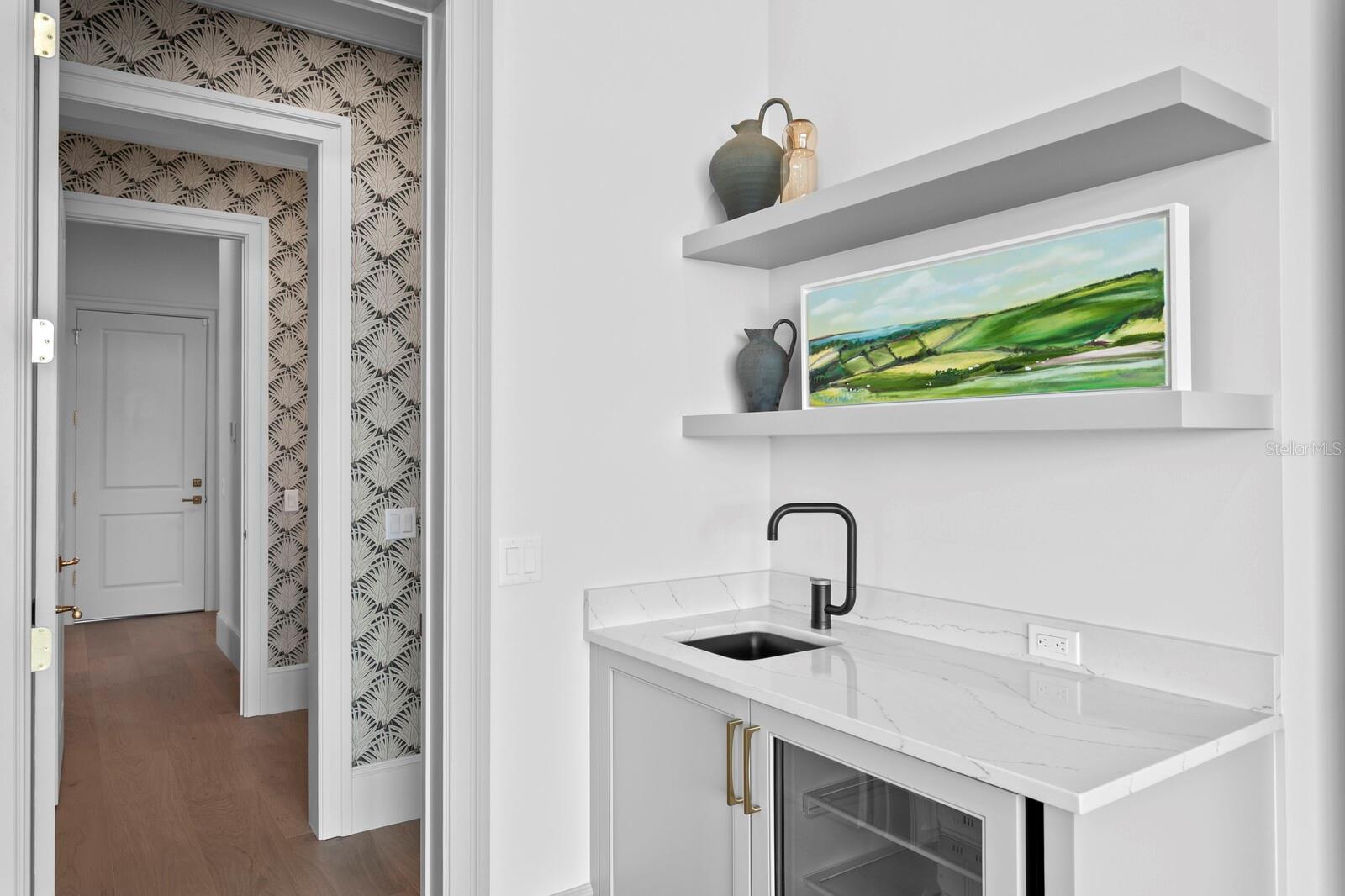 BAYSHORE ESTATES 4 - Residential