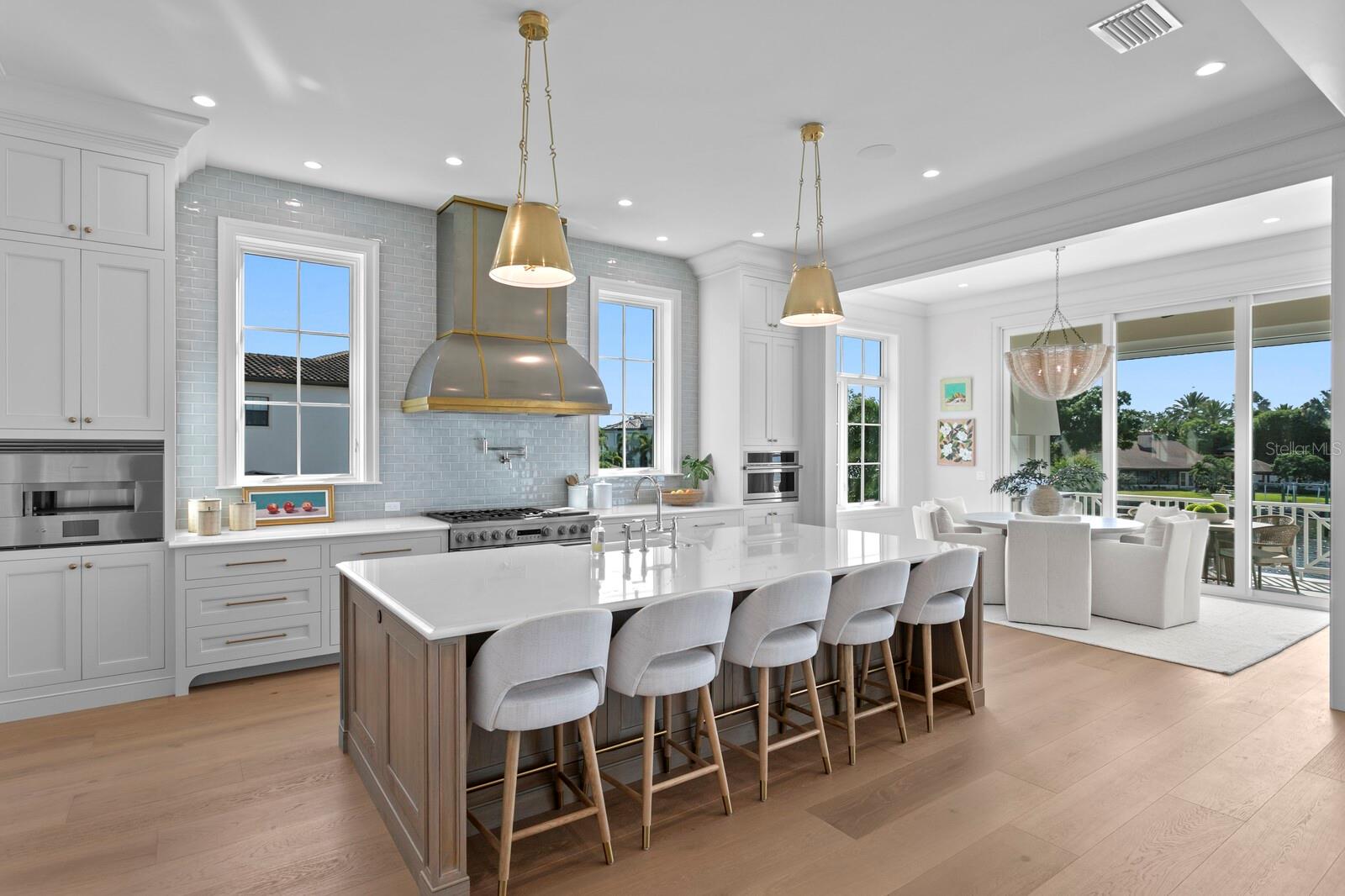 BAYSHORE ESTATES 4 - Residential