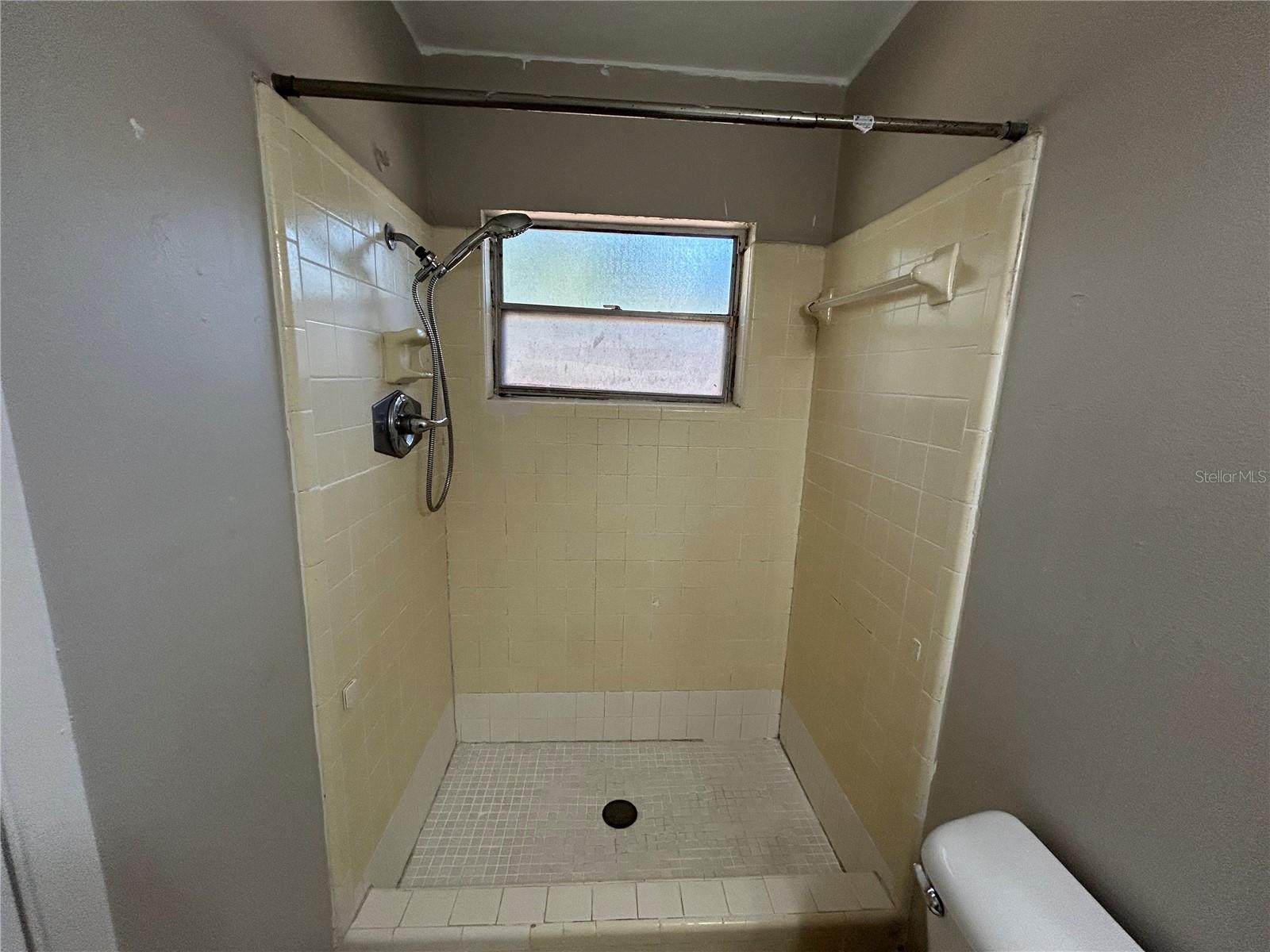 NORTHWOOD SOUTH - Residential Lease