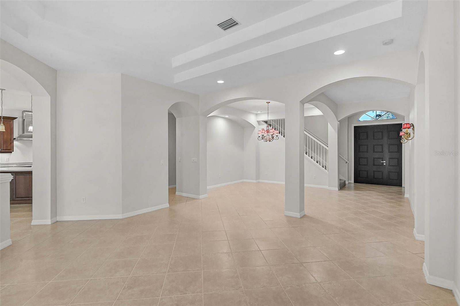 7815 ASHLEY CIRCLE