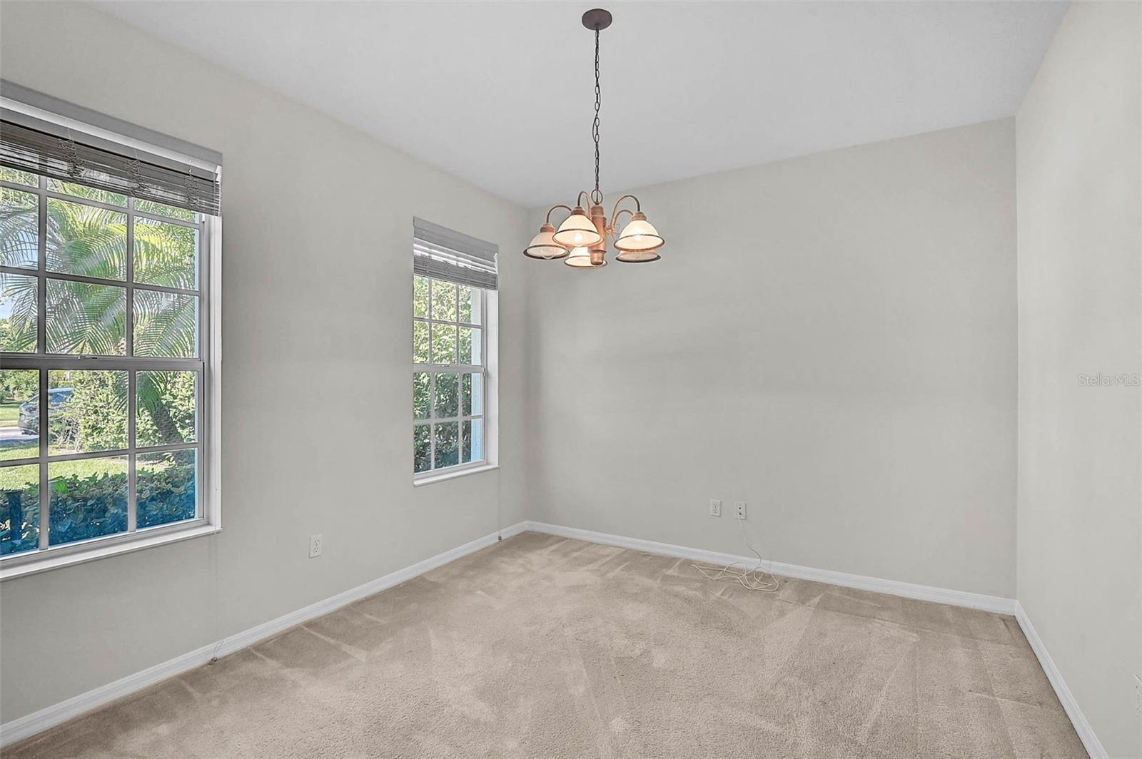 ASHLEY TRACE AT UNIVERSITY PLACE - Residential