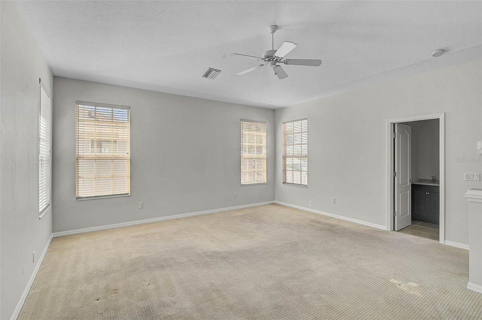 ASHLEY TRACE AT UNIVERSITY PLACE - Residential