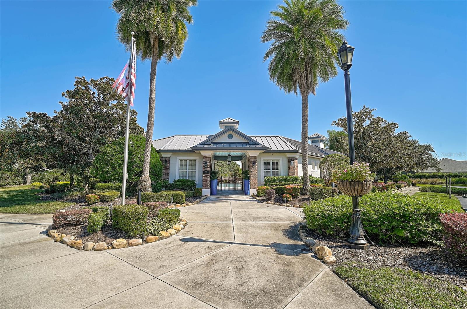 ASHLEY TRACE AT UNIVERSITY PLACE - Residential