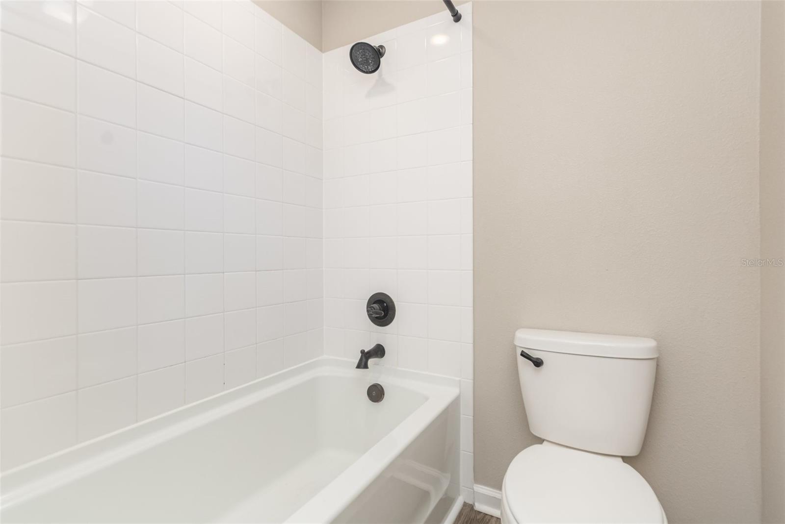 SOUTHERN PINES PH 3B - Residential Lease