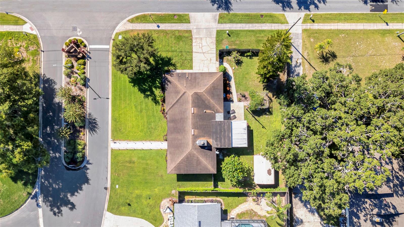 VALENCIA SHORES - Residential