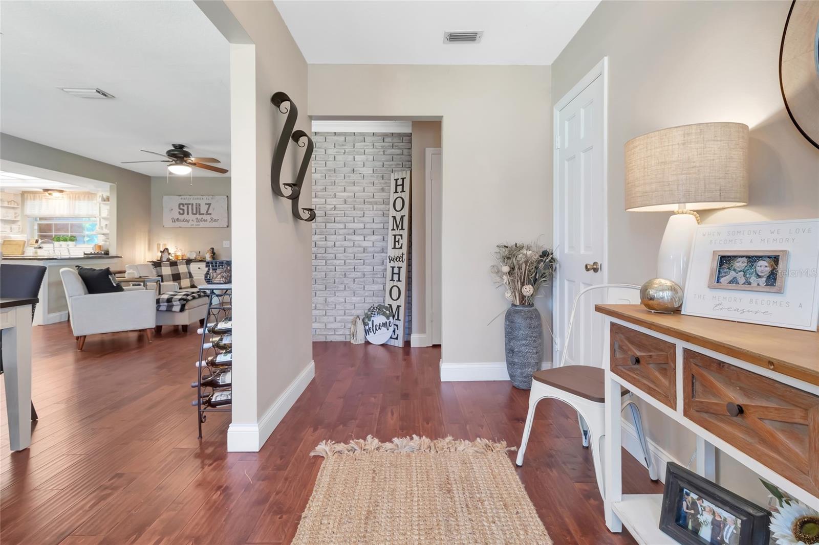 102 VALENCIA SHORES DRIVE