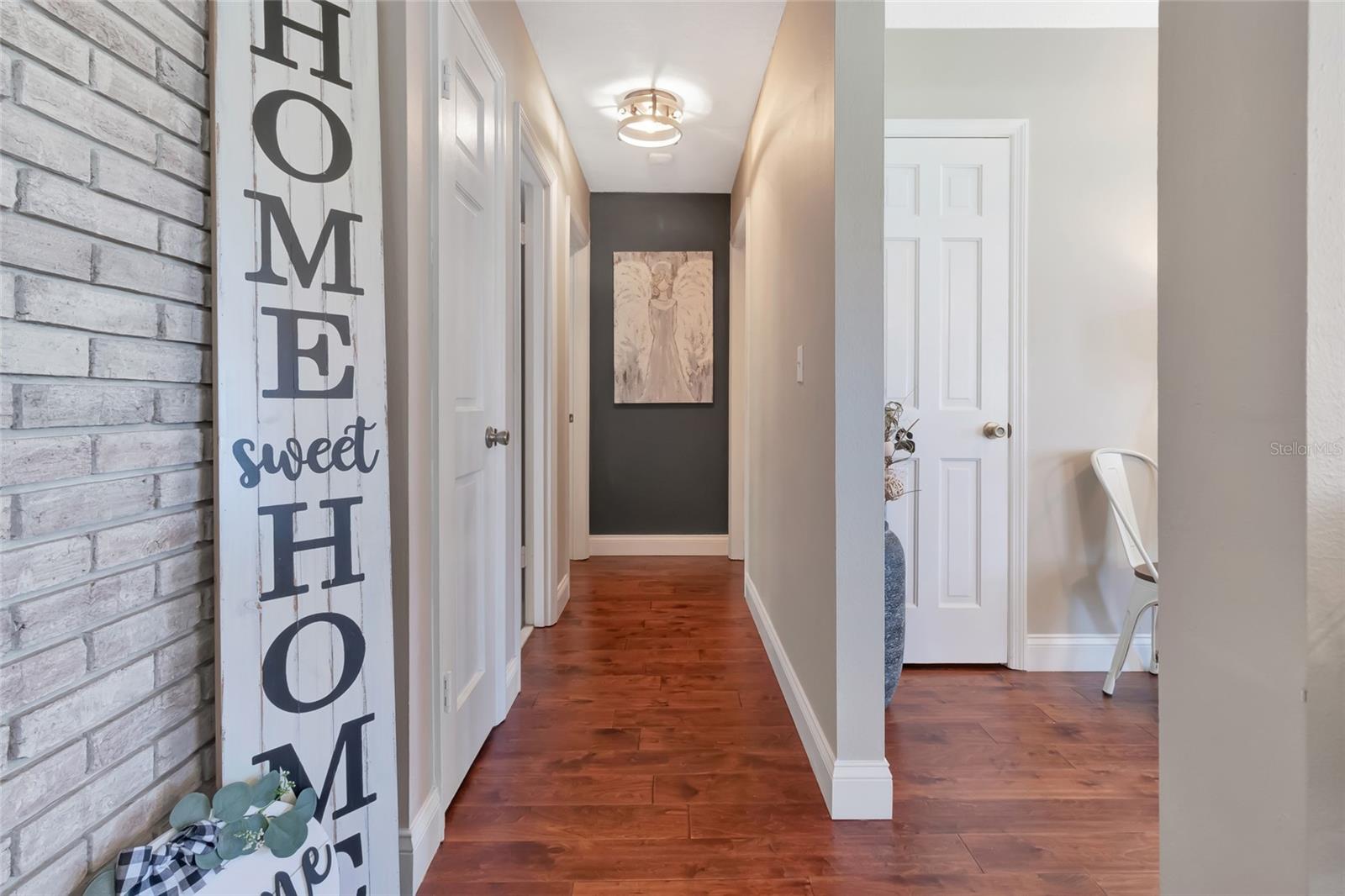 VALENCIA SHORES - Residential