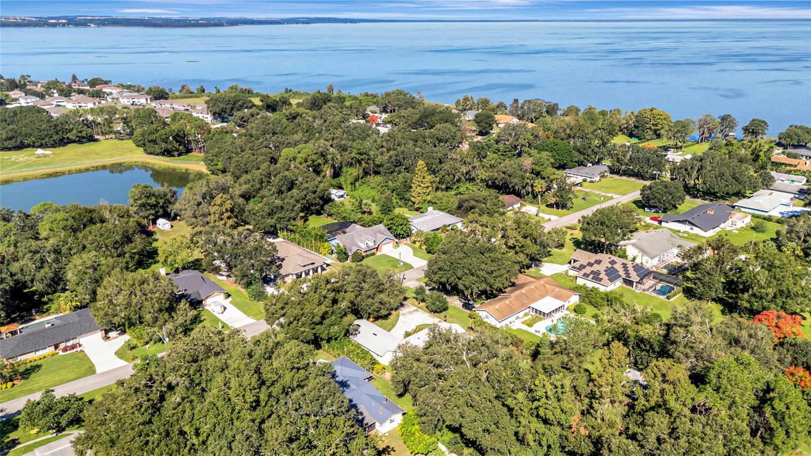 VALENCIA SHORES - Residential