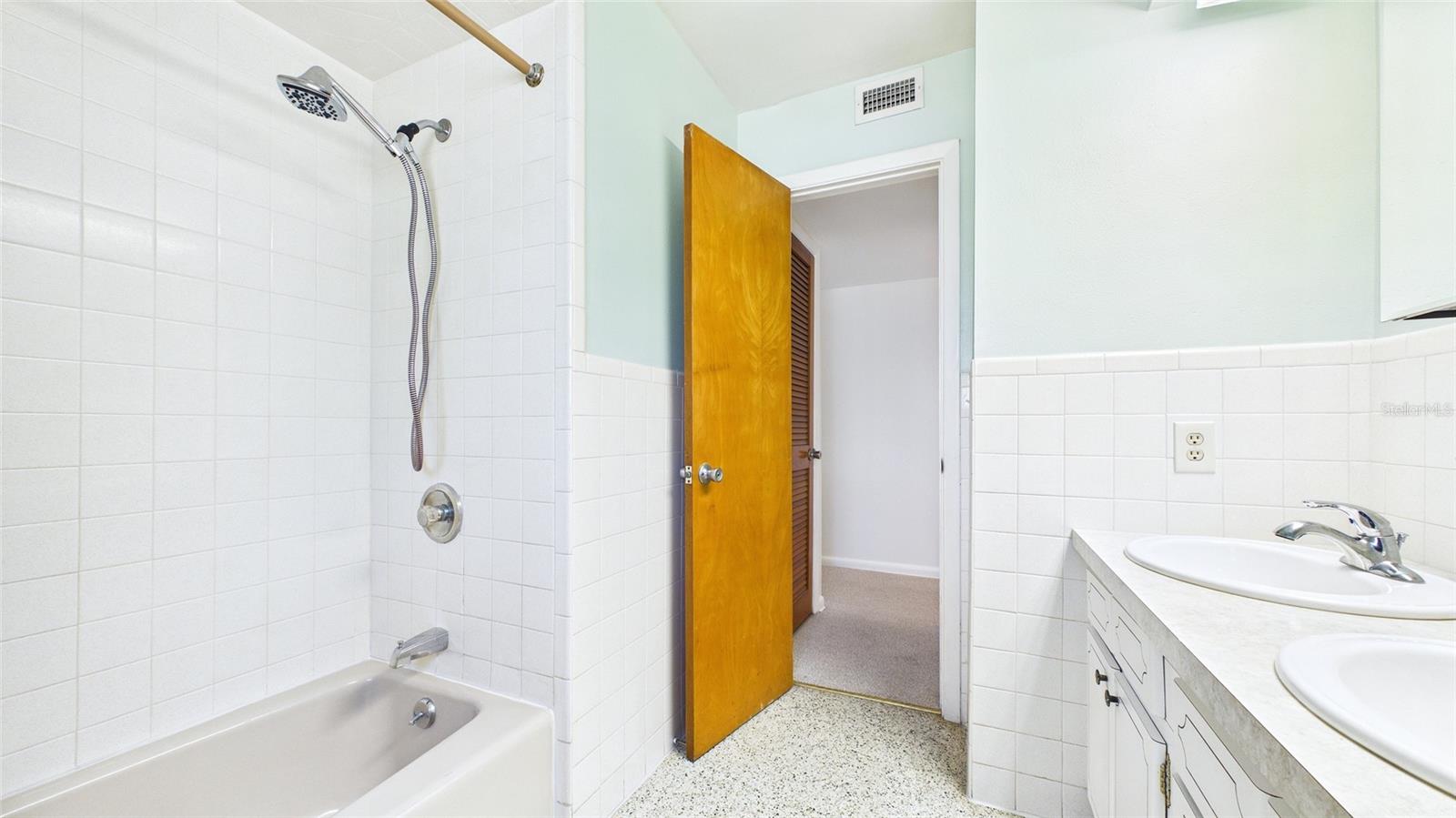 MELODIE PARK UNIT 2 - Residential