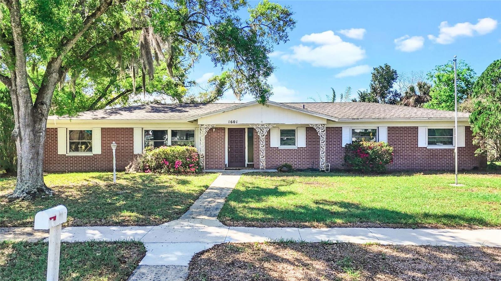 MELODIE PARK UNIT 2 - Residential