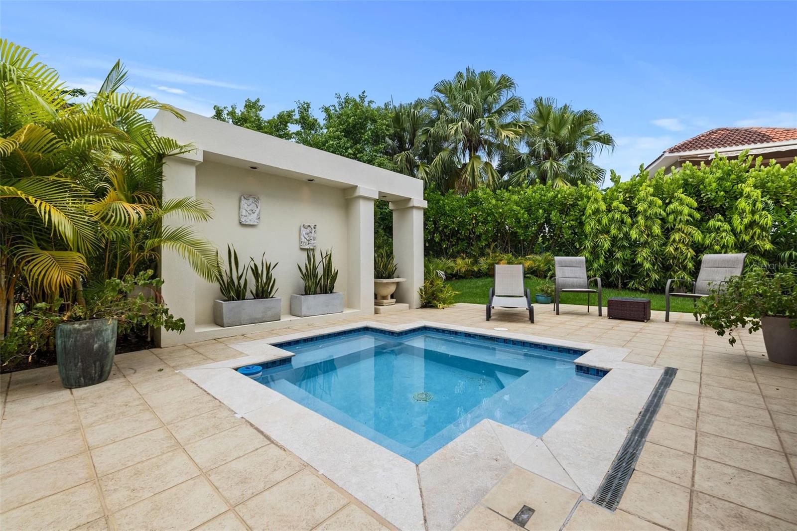 DORADO BEACH EAST - Residential