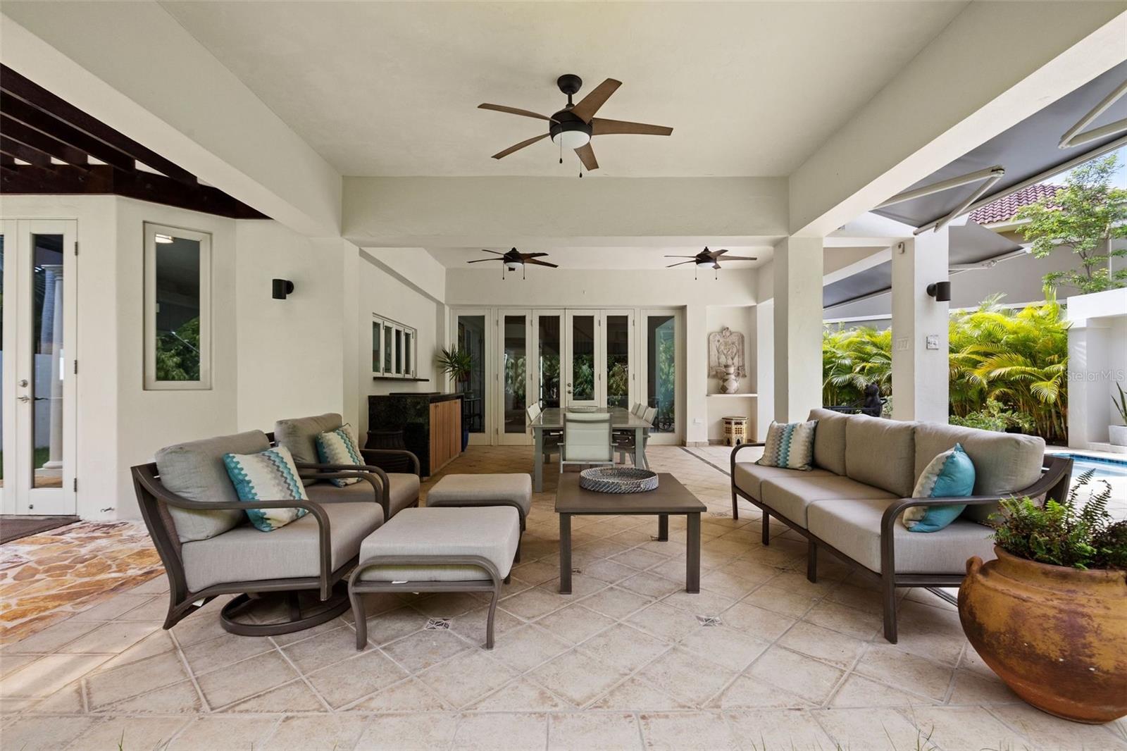 DORADO BEACH EAST - Residential