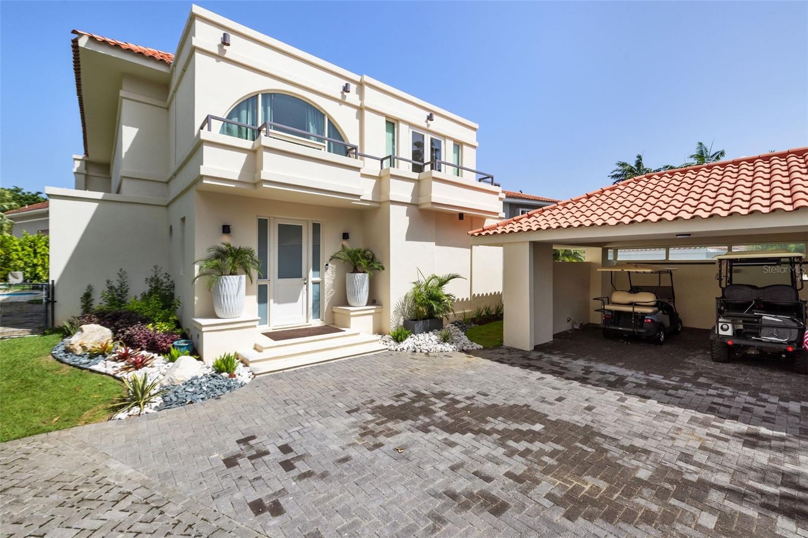 DORADO BEACH EAST - Residential