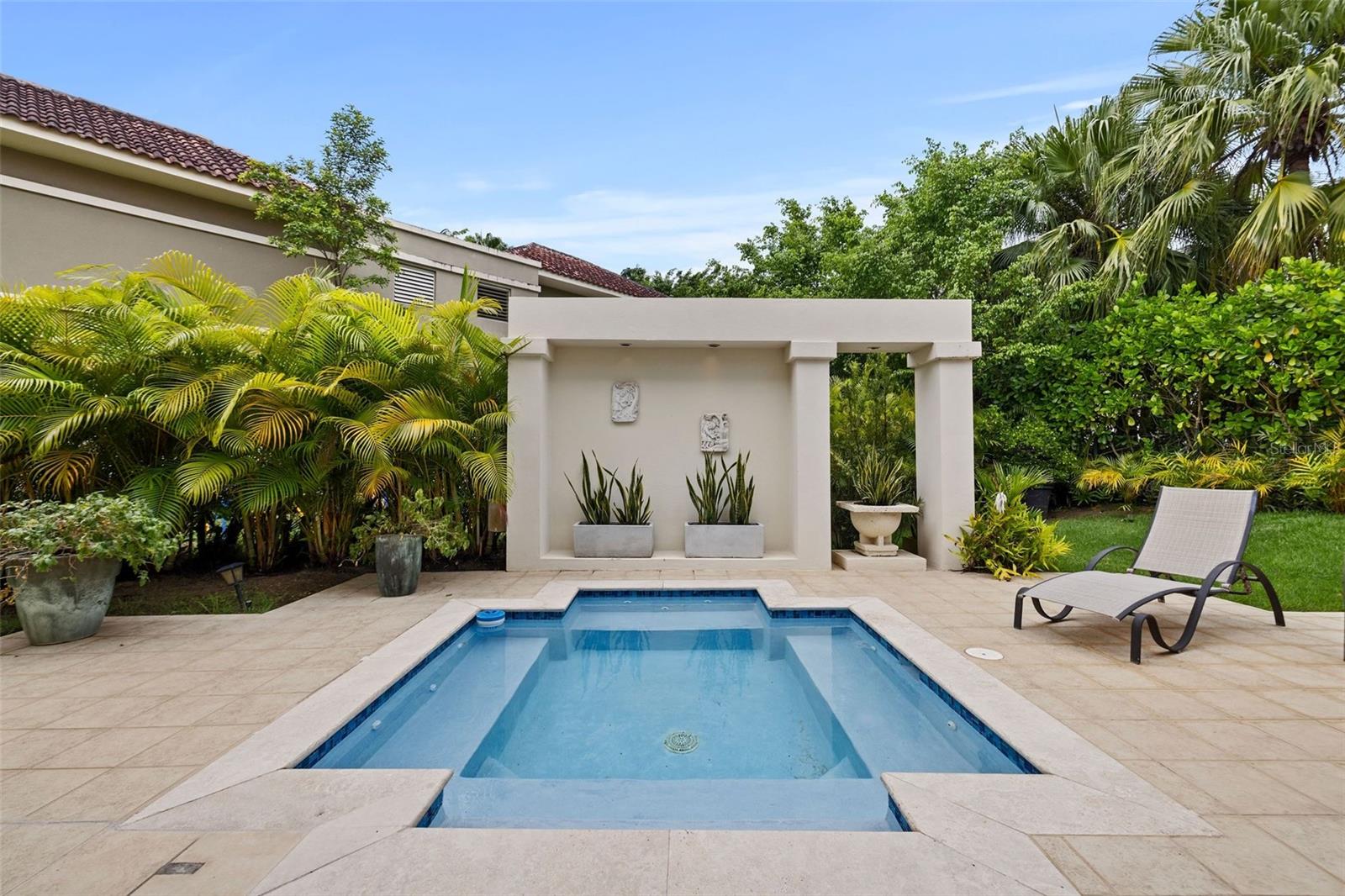 DORADO BEACH EAST - Residential