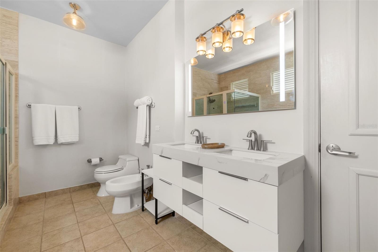 DORADO BEACH EAST - Residential