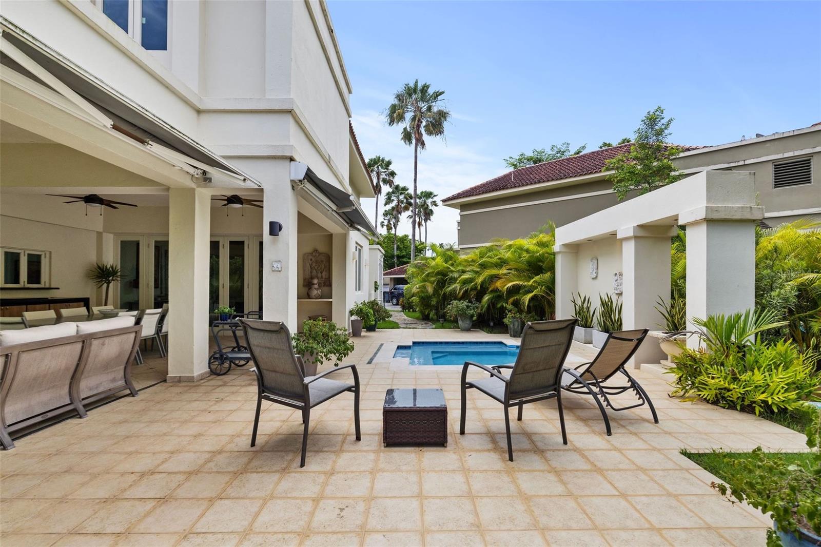 DORADO BEACH EAST - Residential