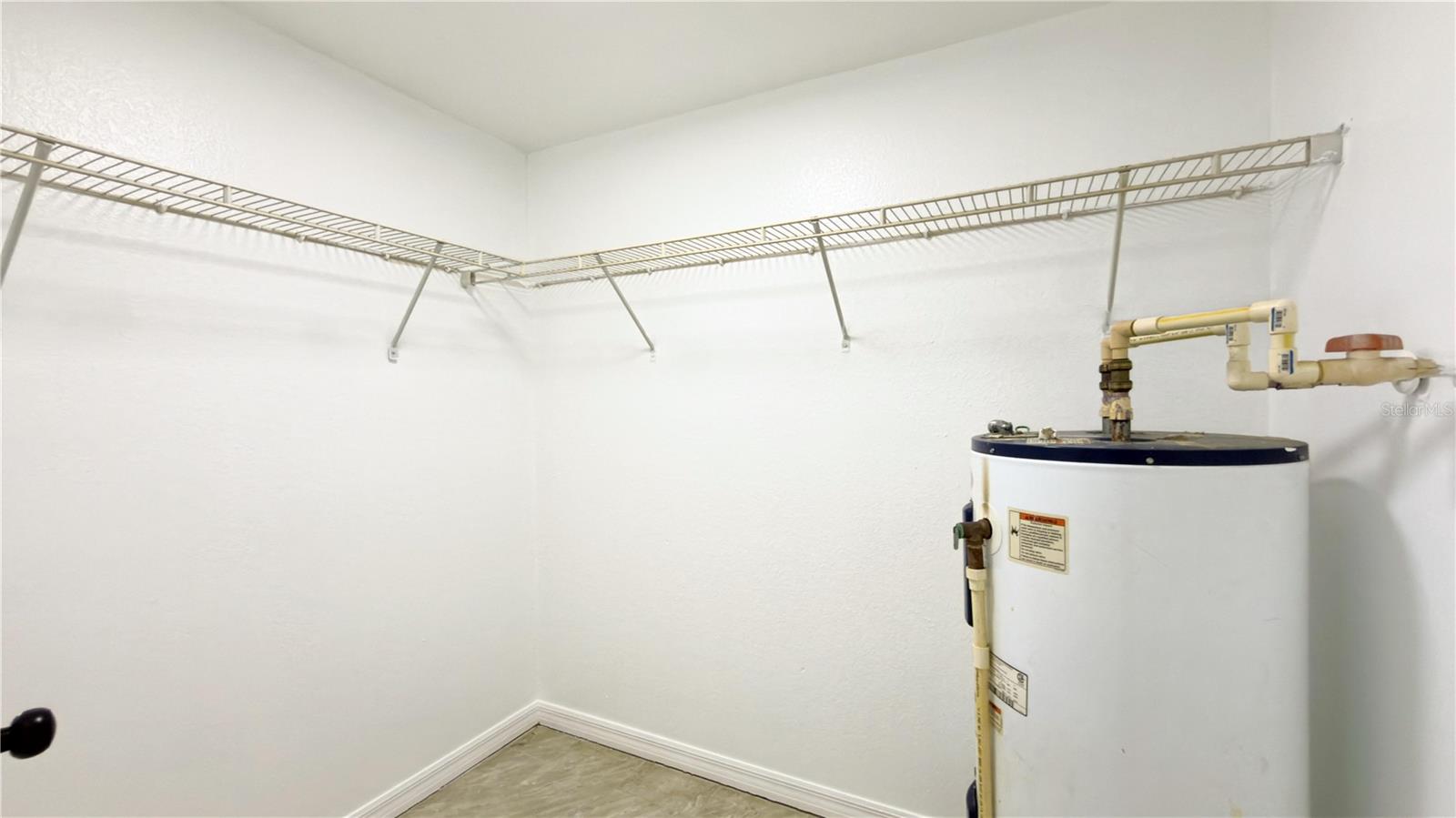 LAKE MAUDE ADD - Residential