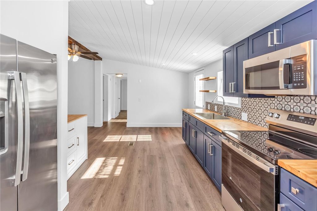 Photo of 1311 Elizabeth Street, New Smyrna Beach, FL 32168 (MLS # O6375068)