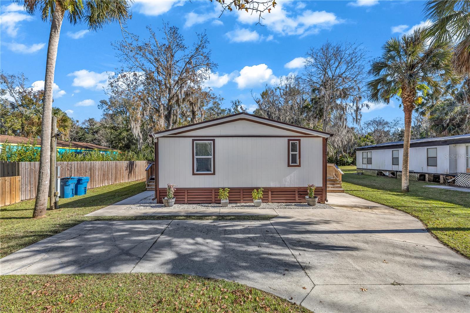 SPANISH MISSION HEIGHTS UN 02 - Residential