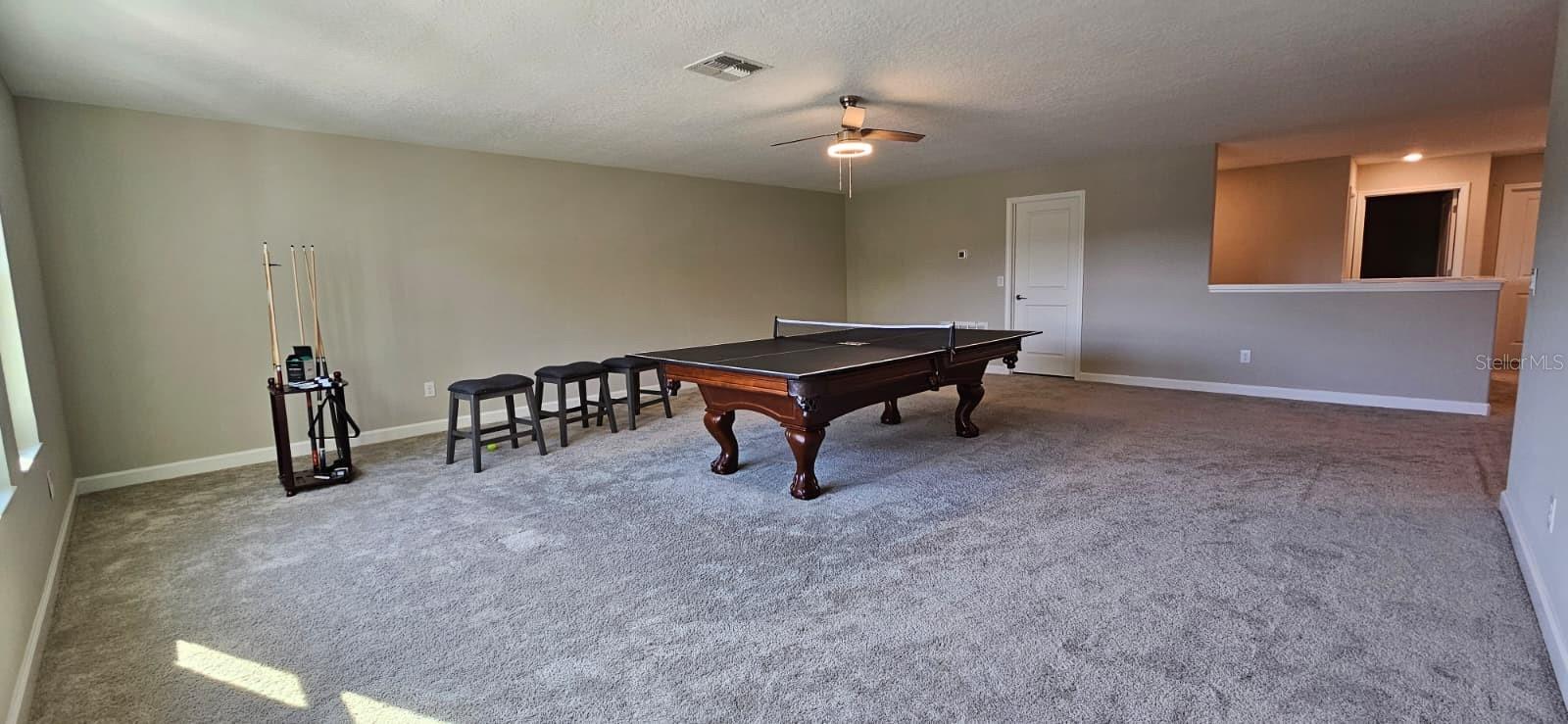 TAMPA PALMS AREA 3 PRCL 38 - Residential