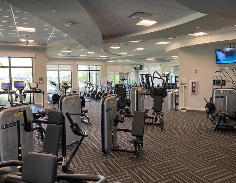 LAKEWOOD NATIONAL GOLF CULB PH II - Residential